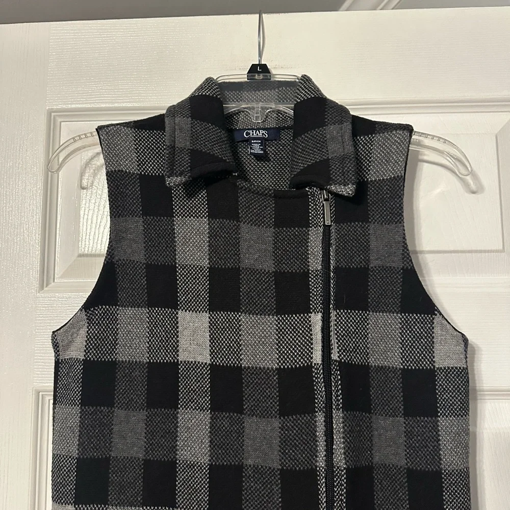 Chaps Women’s Buffalo Plaid Sweater Vest - Picture 2 of 12